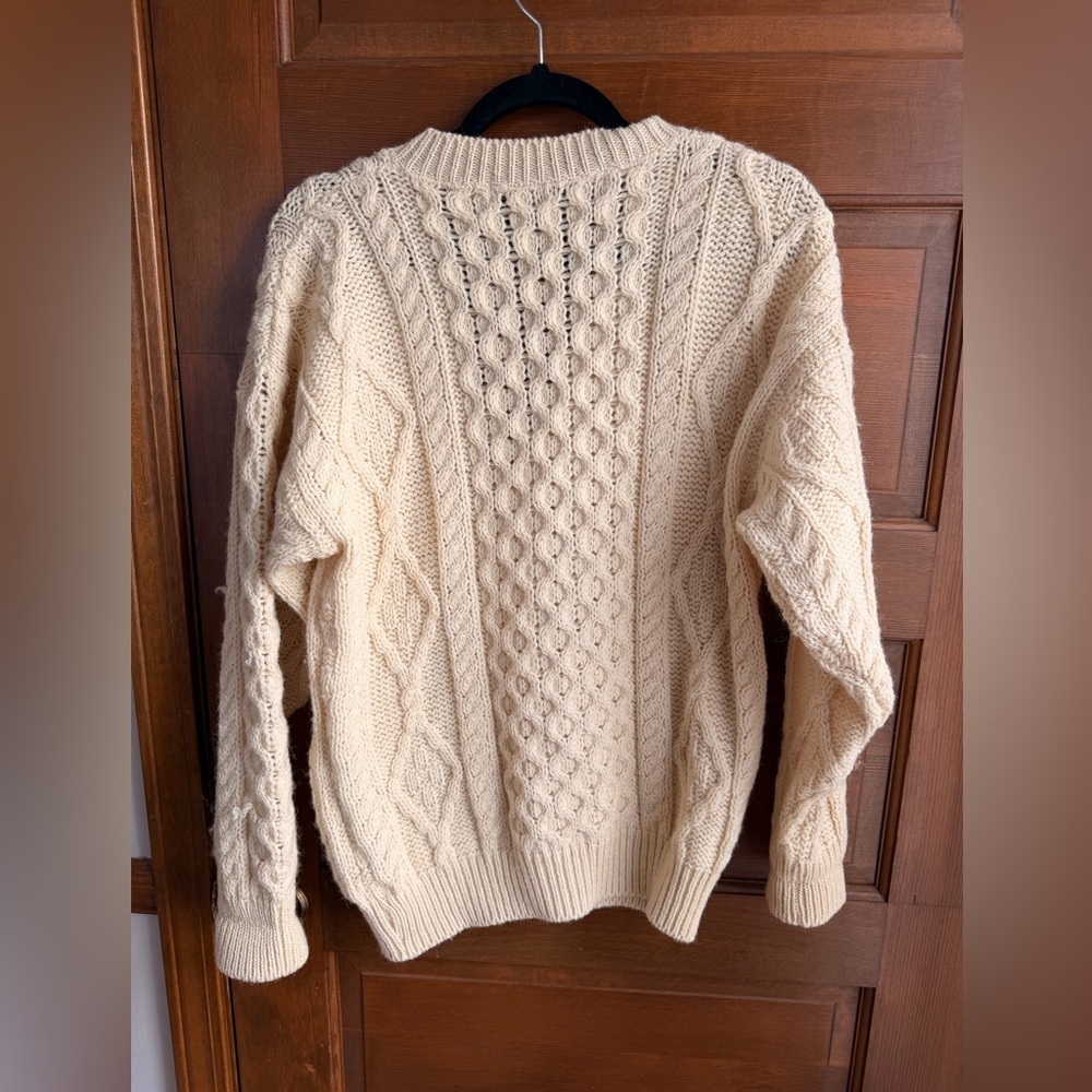 Vintage Men's Irish Knit V-Neck Aran Cardigan in Oatmeal - Picture 5 of 8